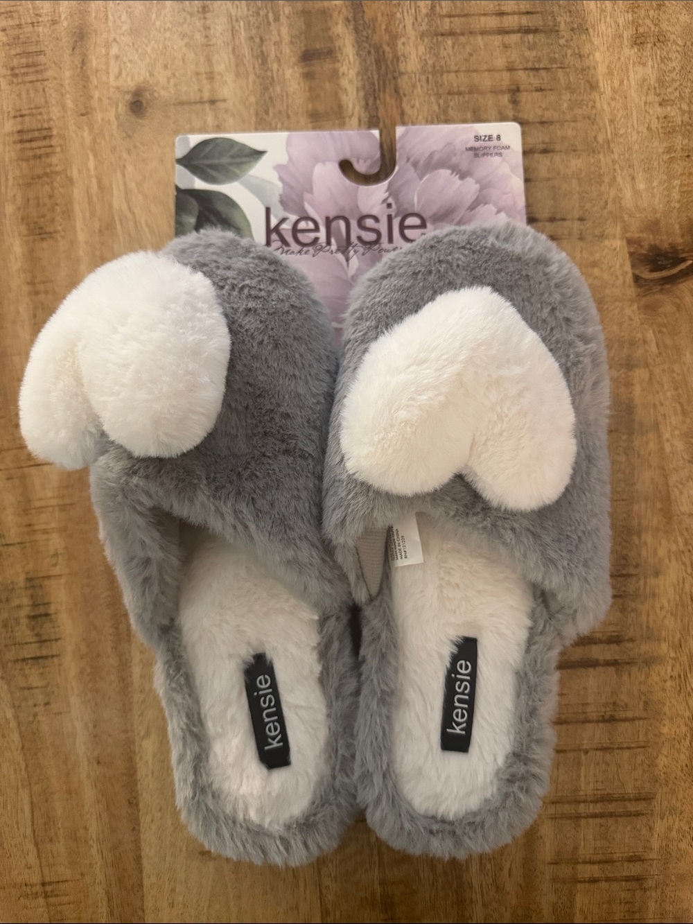 Kensie Gray and White Plush Heart Slip-On Slippers for women size 8 NEW NWT